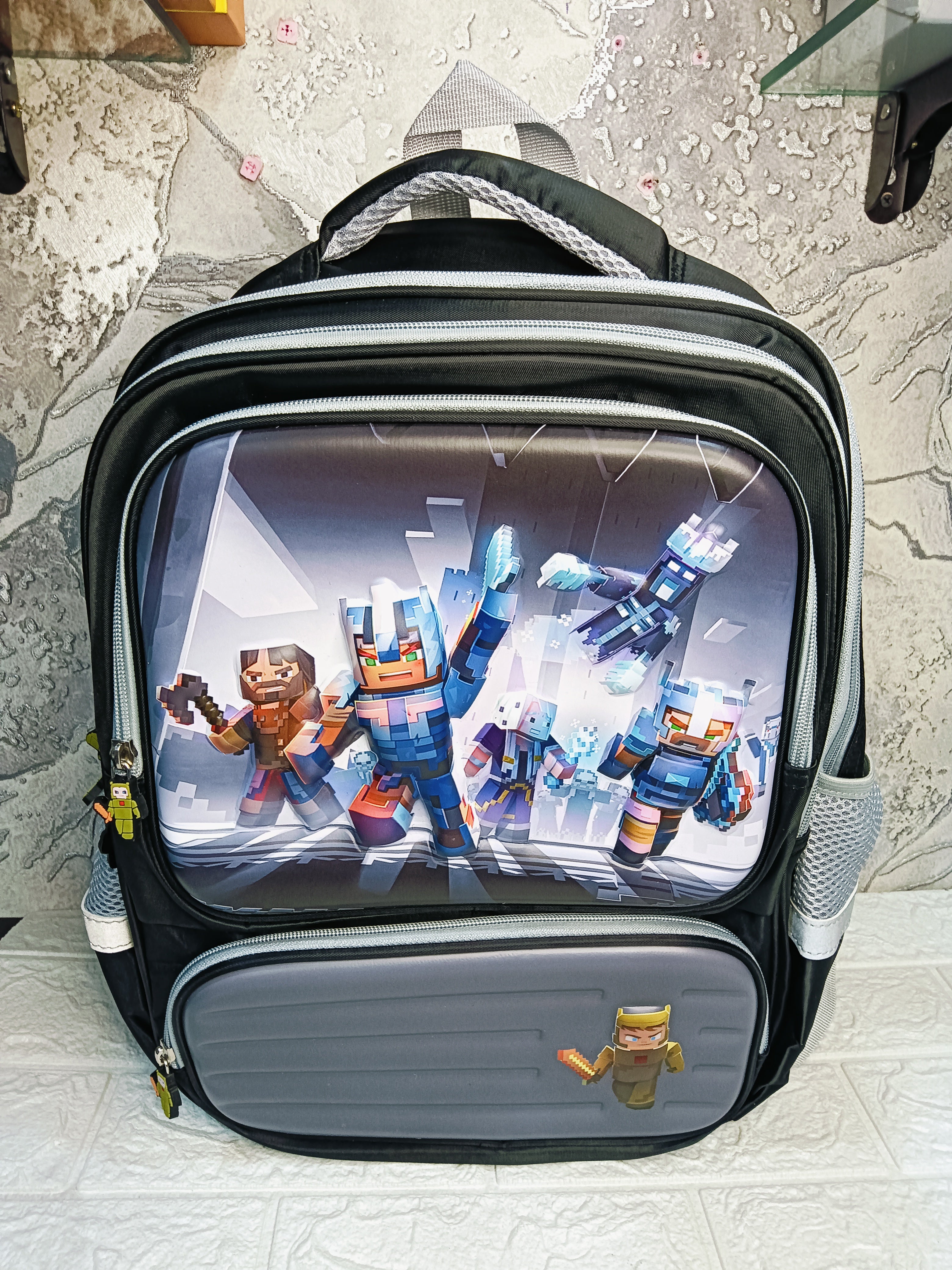 Roblox School Bag 17-Inch